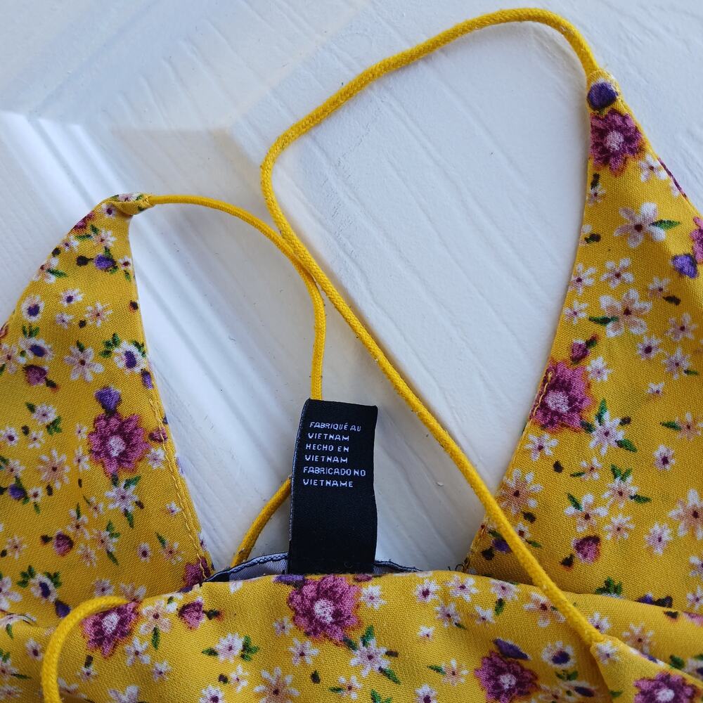 Forever 21 Spaghetti Strap Cami Tank Top Small yellow pink floral pattern V-neck - Picture 8 of 11